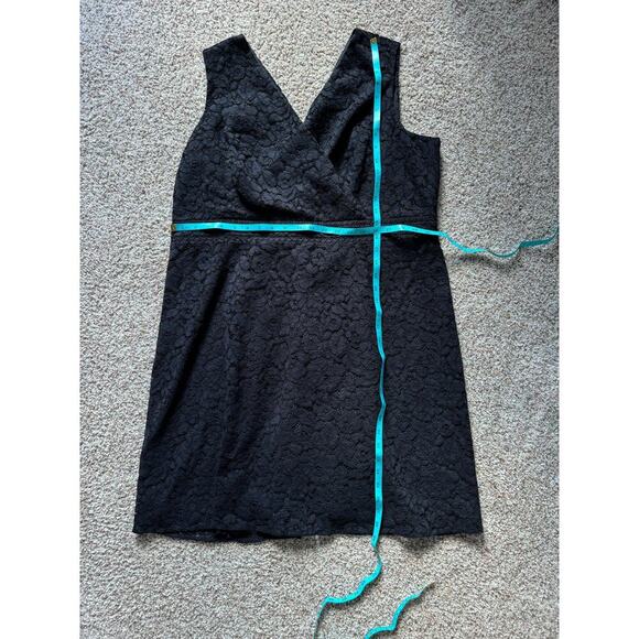 LOFT Plus Dress, size 18, Black Lace, Cocktail Party, sleeveless - Picture 6 of 7